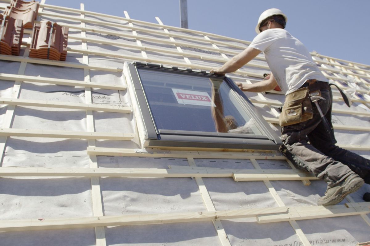 Pose de velux  à Drancy (93700) et à Suresnes (92150)